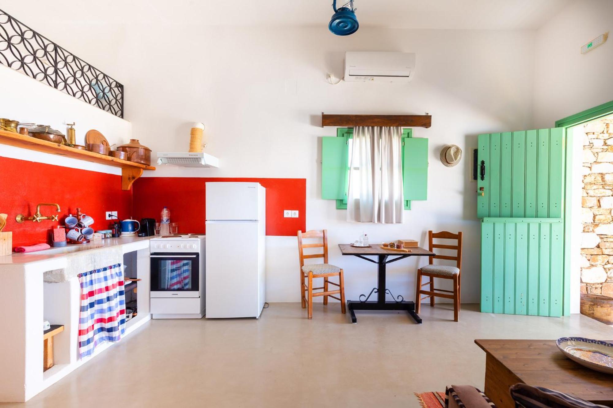 Ailouros Scenic Guest Houses สคินนูสซา ภายนอก รูปภาพ