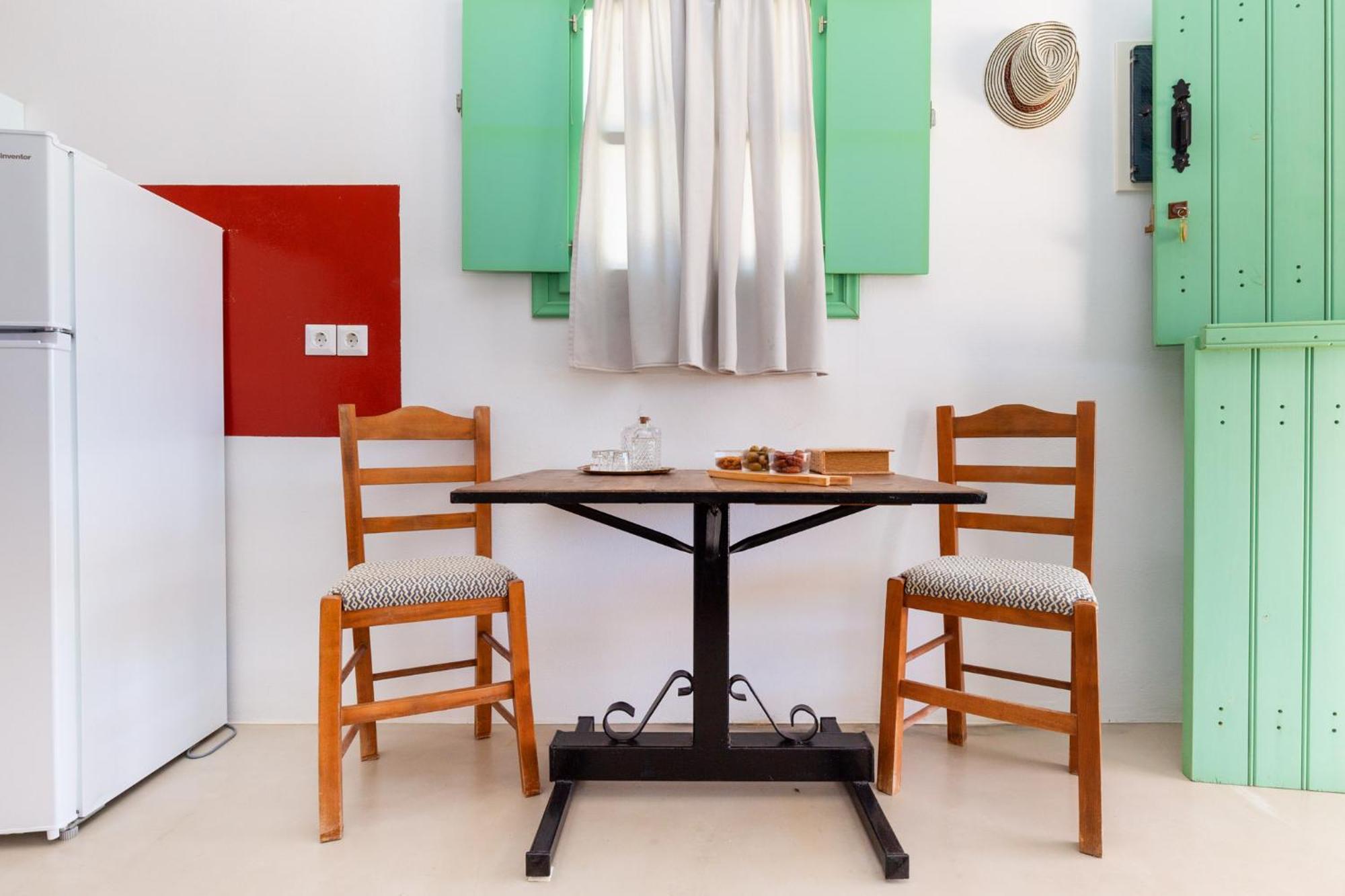 Ailouros Scenic Guest Houses สคินนูสซา ภายนอก รูปภาพ