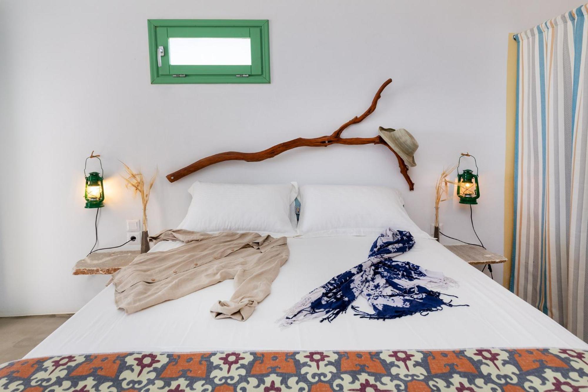 Ailouros Scenic Guest Houses สคินนูสซา ภายนอก รูปภาพ