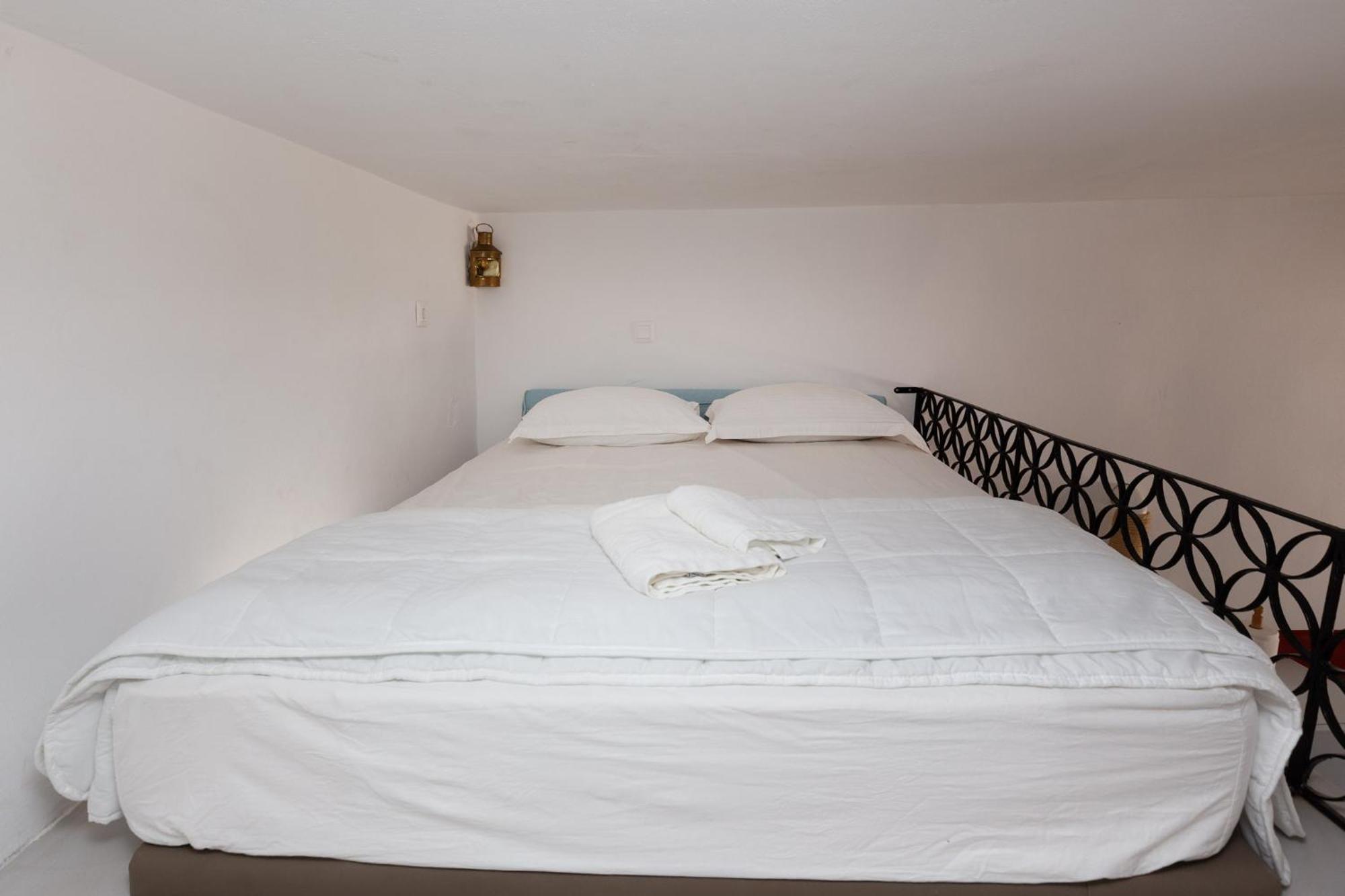Ailouros Scenic Guest Houses สคินนูสซา ภายนอก รูปภาพ